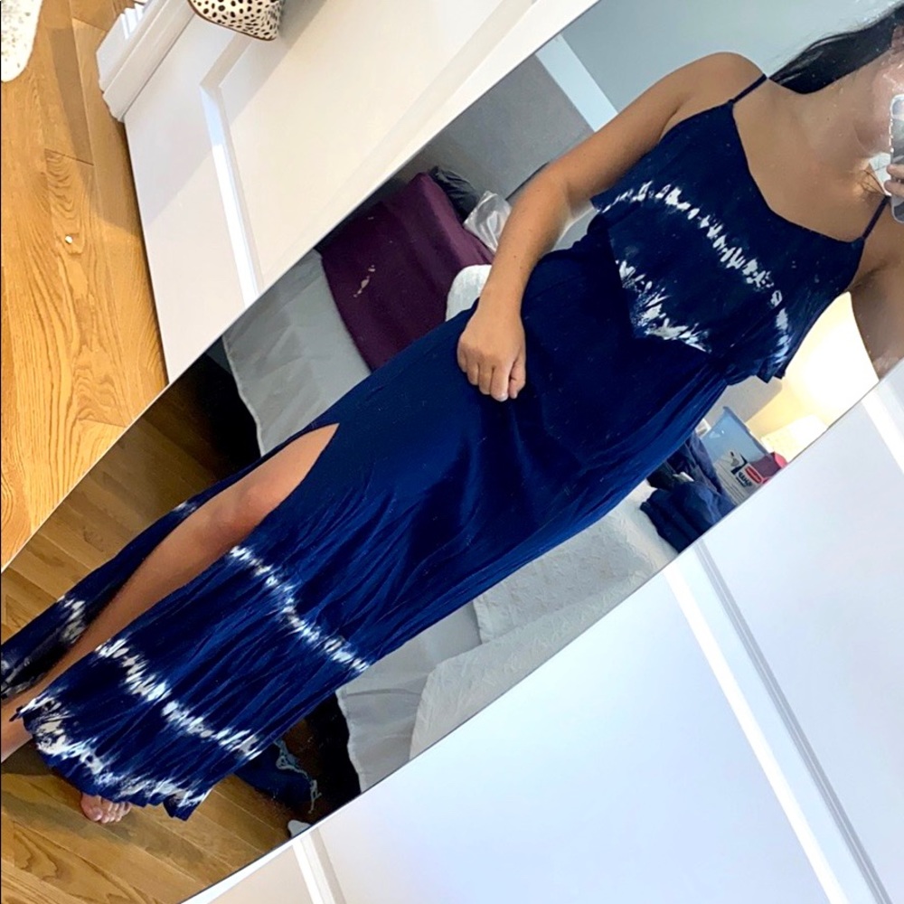 NWT Mudd Navy and White Tie Dye Maxi Dress